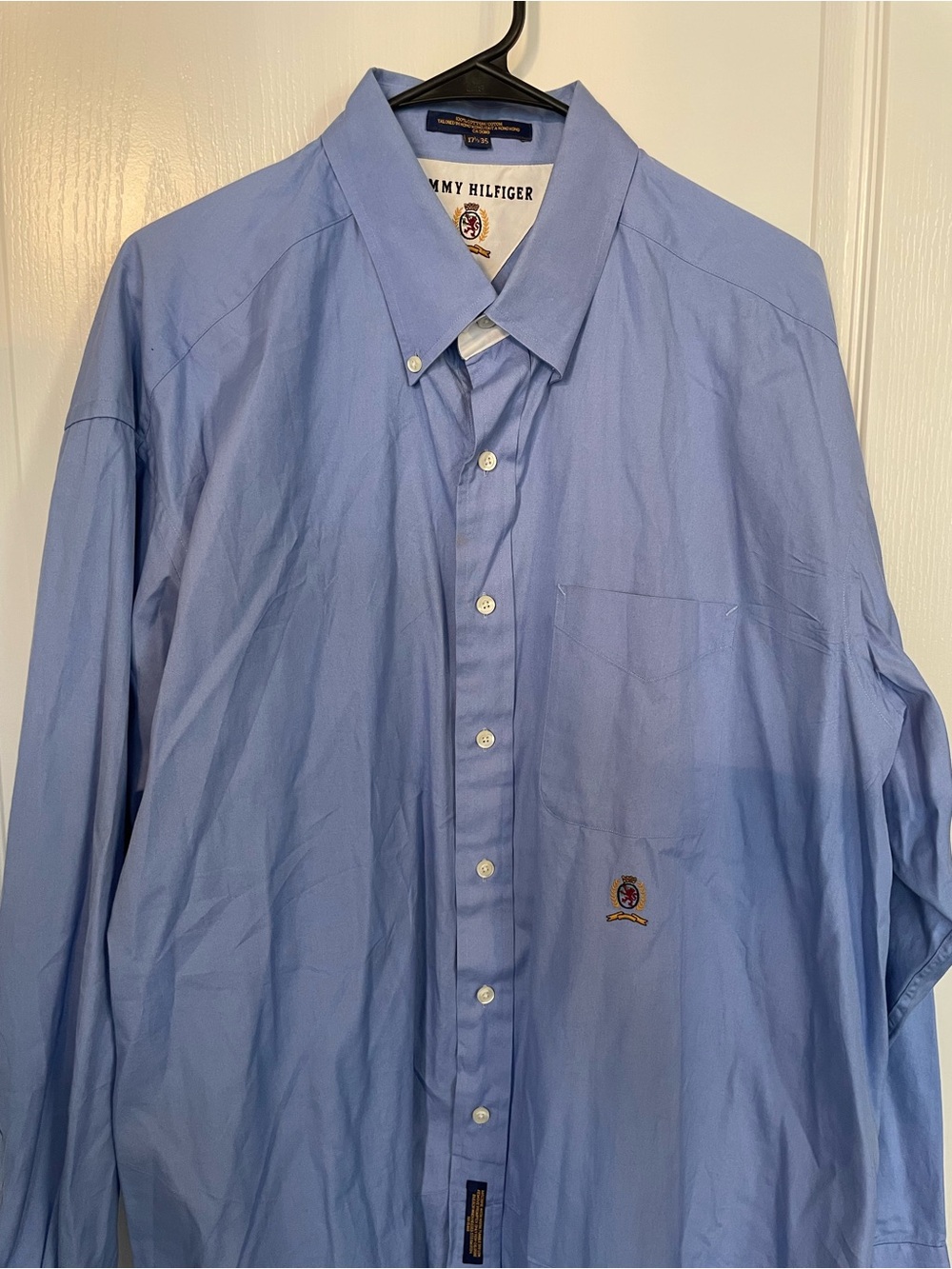 Men’s Tommy Hilfiger Light Blue Long-Sleeve Button-Up Dress Shirt